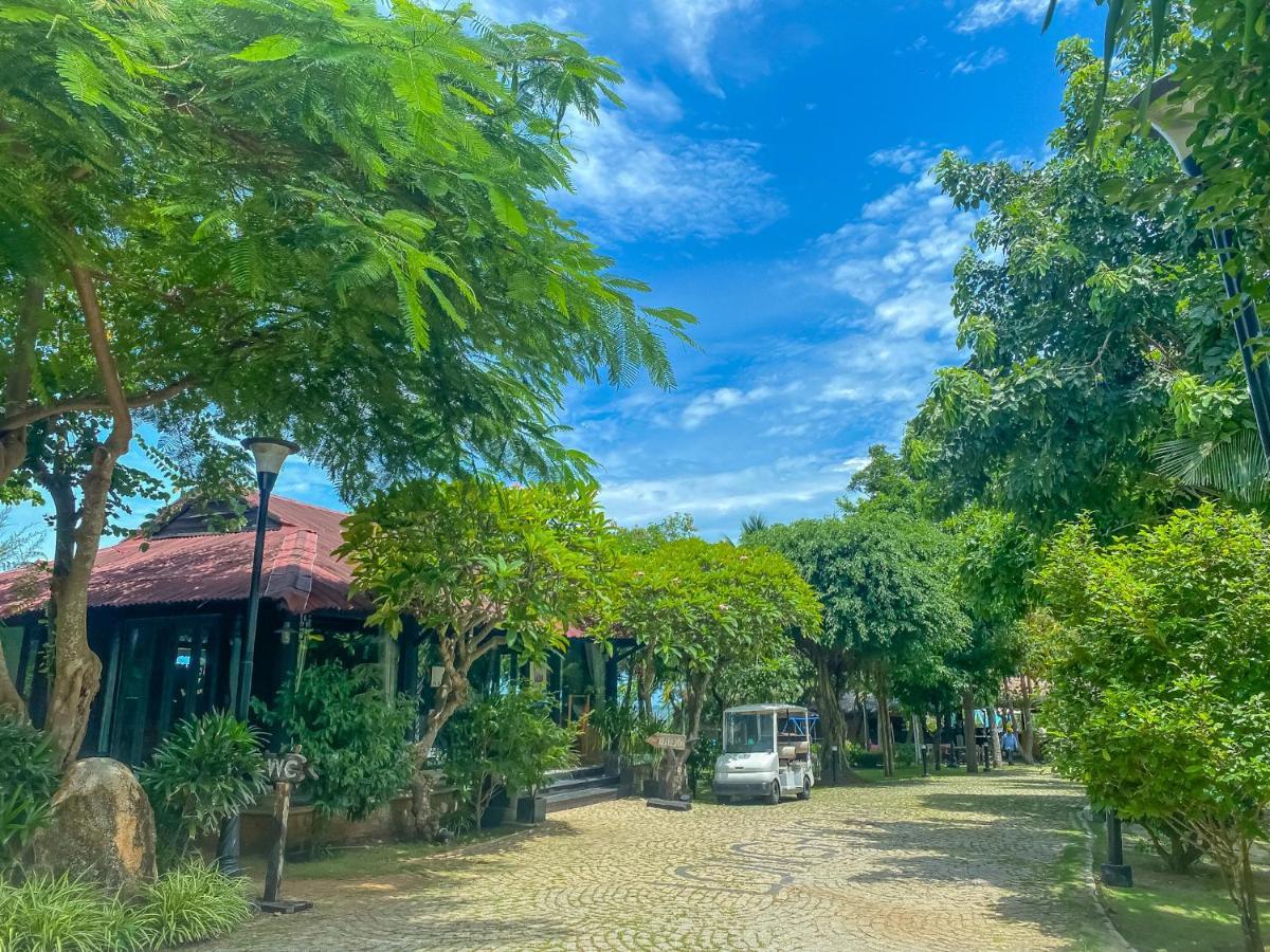 Long Hai Channel Beach Resort Kültér fotó